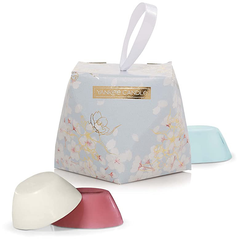 Yankee Candle 1632258E Juego de regalo, 3 velas perfumadas con una caja de regalo floral, Colección Sakura Blossom Festival, Ideal para regalo del día de la madre Embalaje Deteriorado